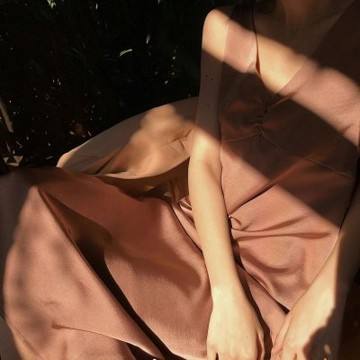 新包 | Hermès 发布2025春夏男装秀：水漾夏日